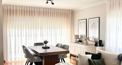 Elegant & Luminous 2bedroom Apartment Near the Beach