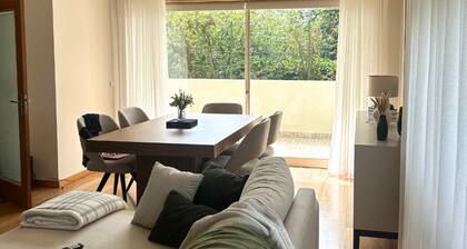 Elegant & Luminous 2bedroom Apartment Near the Beach