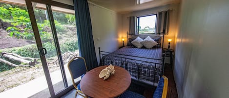 1 bedroom, in-room safe, iron/ironing board, WiFi