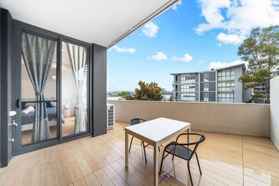 Sleek Urban Lifestyle Retreat in Heart of Rhodes