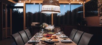 Seednest |Game room & TropGarden