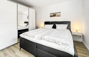 2 slaapkamers, reisbedje, gratis wifi, beddengoed