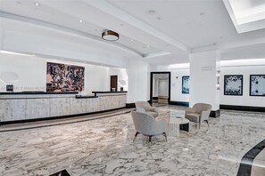 Lobby - Fontainebleau Oceanfront,2 dbl queen bed &Pull-out (Miami Beach)