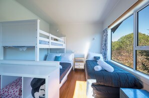 3 chambres, fer et planche à repasser, lit parapluie, Wi-Fi gratuit