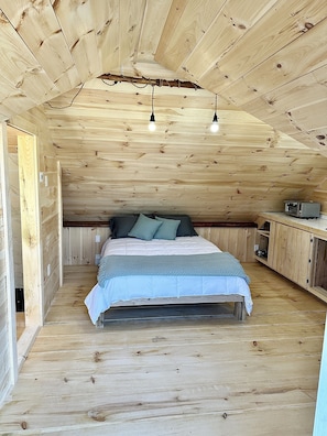 1 quarto, Wi-Fi de cortesia, roupa de cama