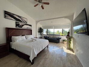 3 bedrooms, iron/ironing board, WiFi, bed sheets - Dream penthouse with private rooftop and amazing views (Cancún)