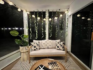 Interior - Sunny Gulf Coast Escape: Heated Pool & Palm Trees (Largo)