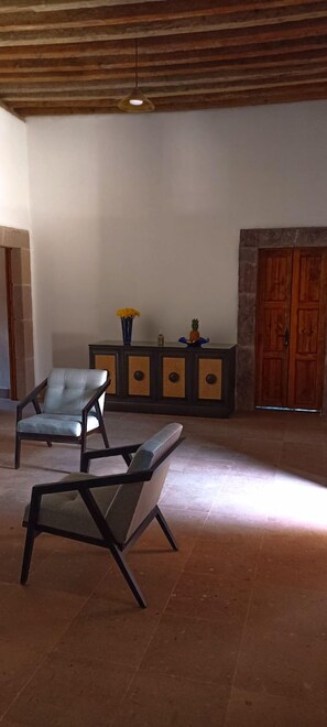 Interior detail - Hotel Hacienda Maravillas (Nopala)