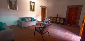 Interior detail - Hotel Hacienda Maravillas (Nopala)