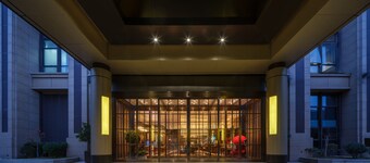 UrCove Xi'an Hi-Tech CROSS Wanxianghui 