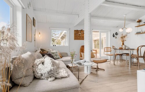 Beautiful home in Orø with WiFi