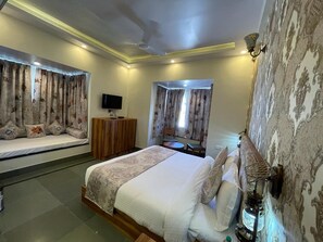 Free WiFi - The Kumbha Mahal Resort (Kelwara)