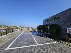 Exterior - Check In Jeju (Jeju City)