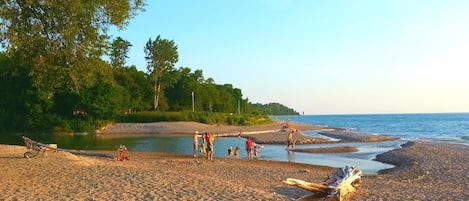 Plage à proximité, sable blanc
