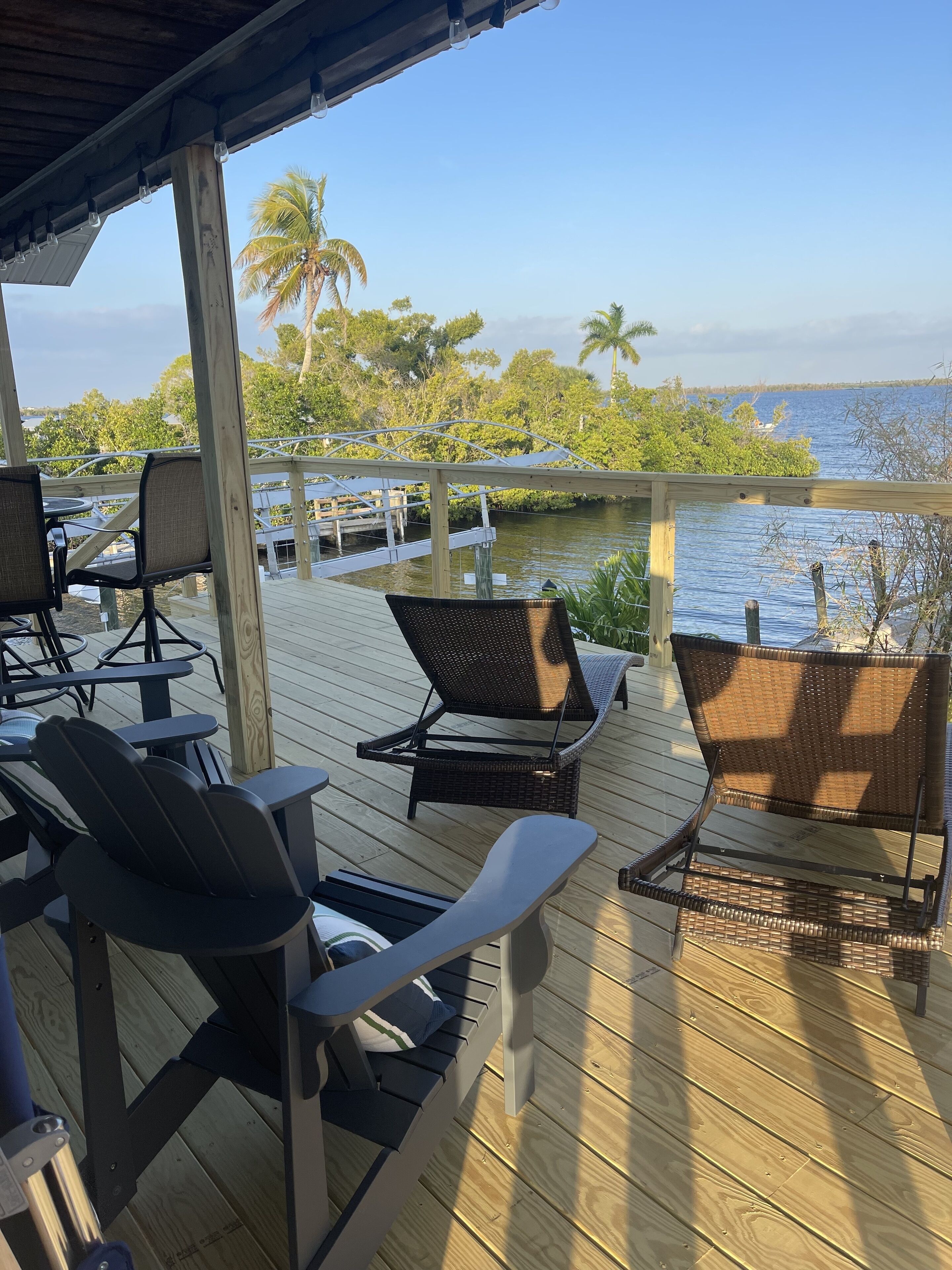 Hemingway-esque Florida Escape, Boat and Available Boat Lift On Property, 