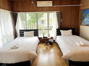 Rumah Basic, pemandangan kebun | 3 kamar tidur, Wi-Fi gratis, dan seprai linen