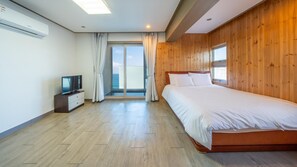 Basic Room, 1 Bedroom (305) | 1 bedroom, free WiFi - Samcheok Jangho Sanho Pension (Samcheok)