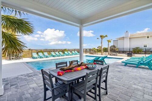 Ocean Lookout #3 | Heated Pool | Beachfront Deck | Stunning Ocean Views