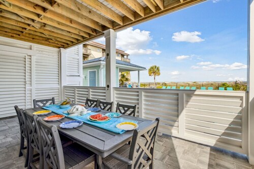 Ocean Lookout #1 | Heated Pool | Beachfront Deck | Stunning Ocean Views