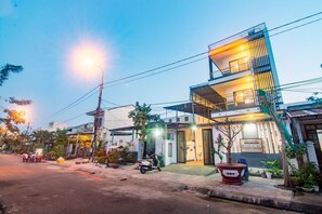 Front of property - Tai Nhien Homestay (Da Nang)