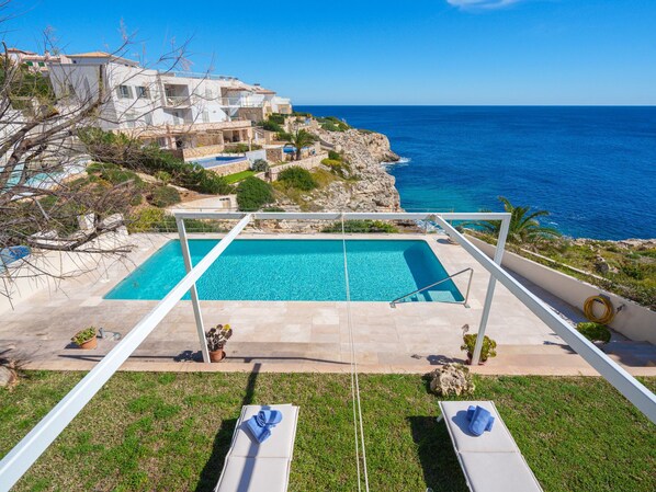 Pool - Magrana Over The Sea (Private Pool). by Interhome (Porto Cristo)
