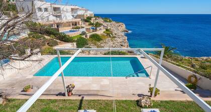 Magrana Over The Sea (Private Pool). by Interhome