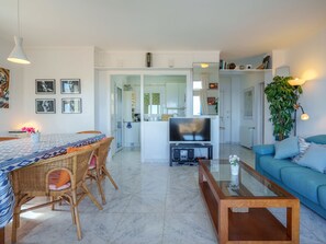 TV - Magrana Over The Sea (Private Pool). by Interhome (Porto Cristo)