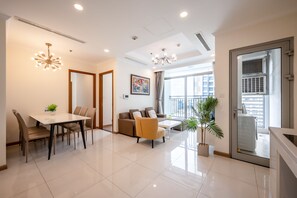 Interior - [PHAN DANG Apartment] - Vinhomes Central Park - The Landmark 2BR (Thành phố Hồ Chí Minh)