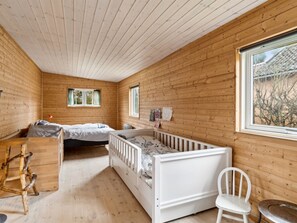 3 bedrooms, Internet