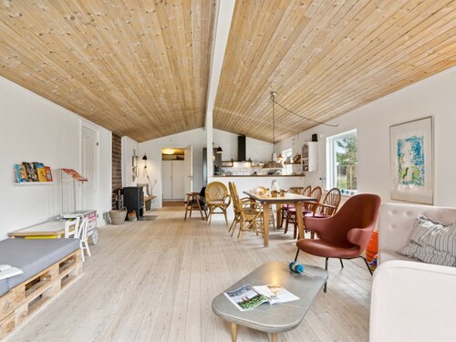 "Kara" - 450m from the sea by Interhome