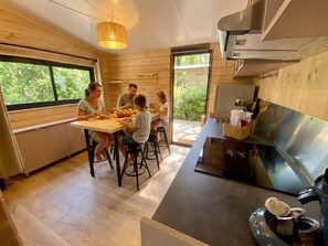Eco-friendly cleaning products - HY•Lødge Spa n°8 XL - 5 people: Chalet rental in the Vosges for an unforgettable stay (ANOULD)