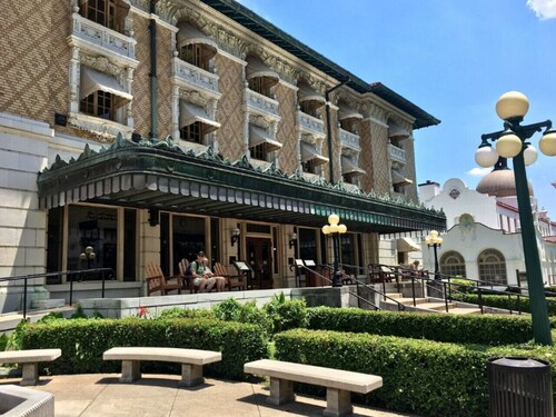 The Ouachita at 1611 Residences