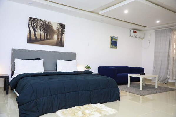 1 bedroom, iron/ironing board, free WiFi, bed sheets