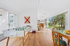Game room - 'The Mariner' Waterfront Beach House with Hot Tub (Callala Bay)