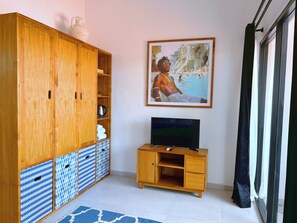 Suite | 1 chambre, minibar, fer et planche à repasser, Wi-Fi gratuit