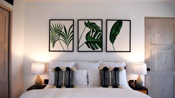 1 bedroom, in-room safe, free WiFi, bed sheets