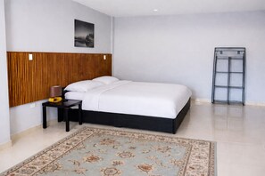 1 bedroom, iron/ironing board, free WiFi, bed sheets - King size bed Studio at Tris Estates Hotel & suites Suite  (Duazon)