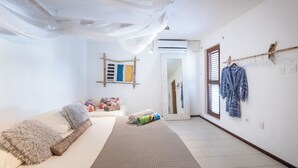 Unclassified image, 4 of 16, button - Luxurious 2-Bedroom Apartment in Jan Thiel, Curaçao (Jan Thiel)