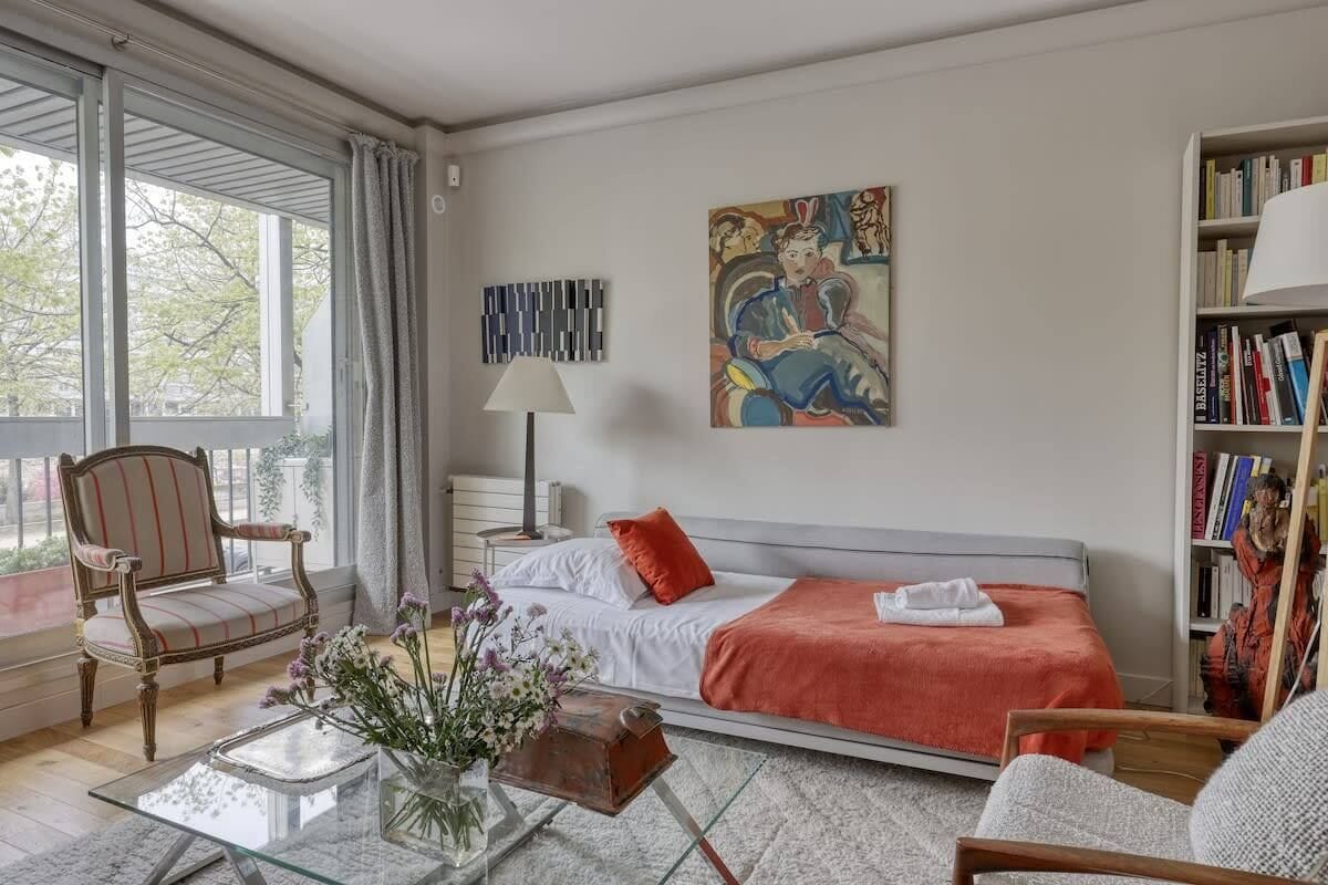 1 chambre, bureau, fer et planche à repasser, Wi-Fi