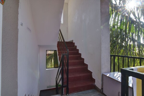 Lobby - OYO Sai Leela (Calangute)