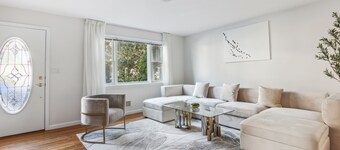 Luxury NY Home with Free Parking