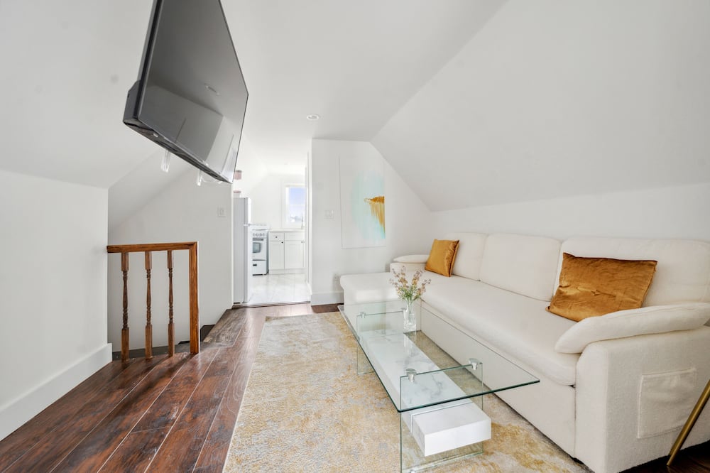 NY Luxury Apt Free Parking in PRIME Area