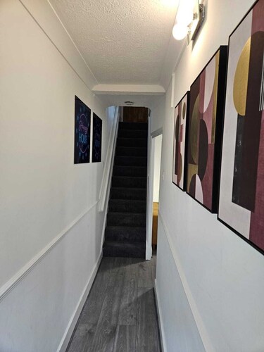 Beautiful furnished 3 bedroom house plus a TV room in the basement 