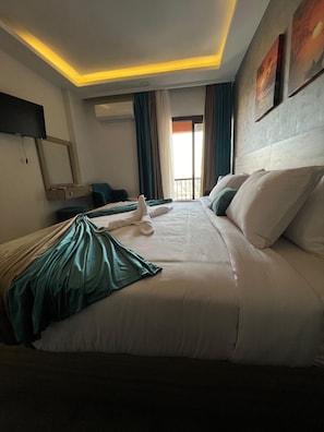 Deluxe Double Room | Free minibar items, soundproofing, free WiFi - Mar Charbel Hotel Cairo (Cairo)
