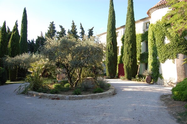 Property grounds - La Ponche - Blue Room (Vacqueyras)