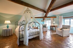 1 bedroom - La Ponche - Blue Room (Vacqueyras)