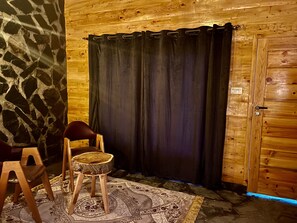 Habitación ejecutiva | Escritorio, espacio para trabajar con un portátil, wifi gratis