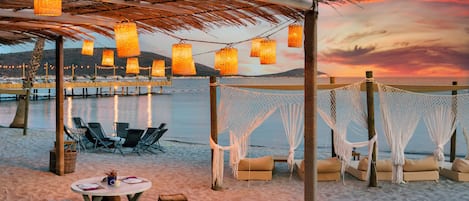 Beach bar