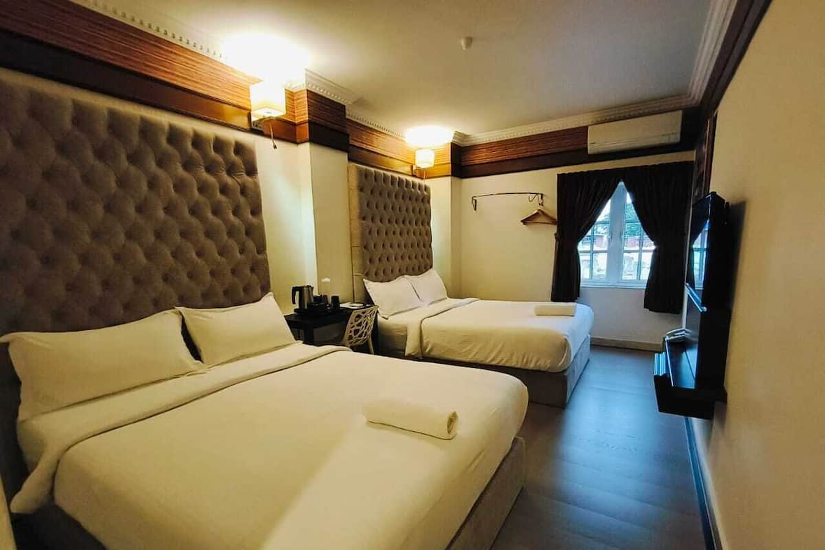 Cortinas blackout, ferros/tábuas de passar roupa, Wi-Fi de cortesia