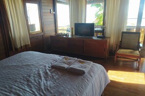 Deluxe Double Room, Beach View | Desk, free WiFi, bed sheets - Villa Joglo Paris (Parangtritis)